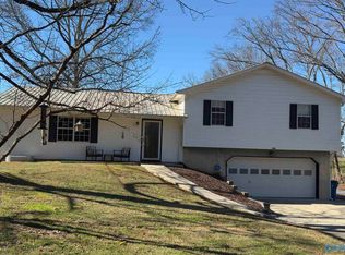 288 Eleven Forty Rd, Grant, AL 35747