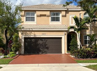 15635 SW 52nd Ct, Hollywood, FL 33027