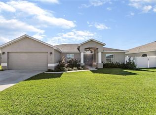 1546 Shorewood Dr, Auburndale, FL 33823