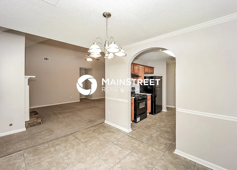 714 Rosewood Cir — Photo 7