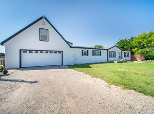1011 Seneca Ln, Carlsbad, NM 88220