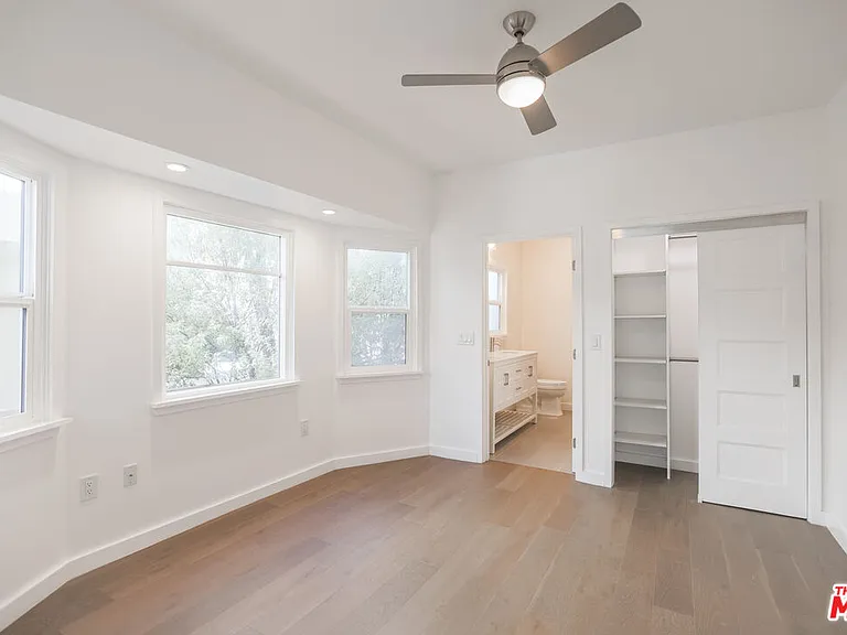 31 Breeze Ave #A — Photo 15