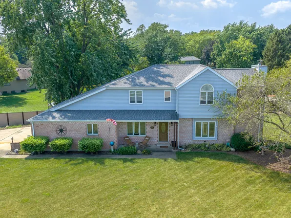 144 Zapata Ln, Minooka, IL 60447