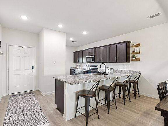 5th image of 203 Point Rider Rd