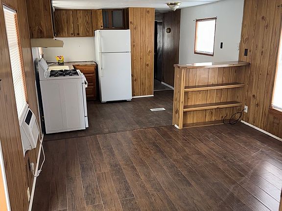 5th image of 514 W 55th St