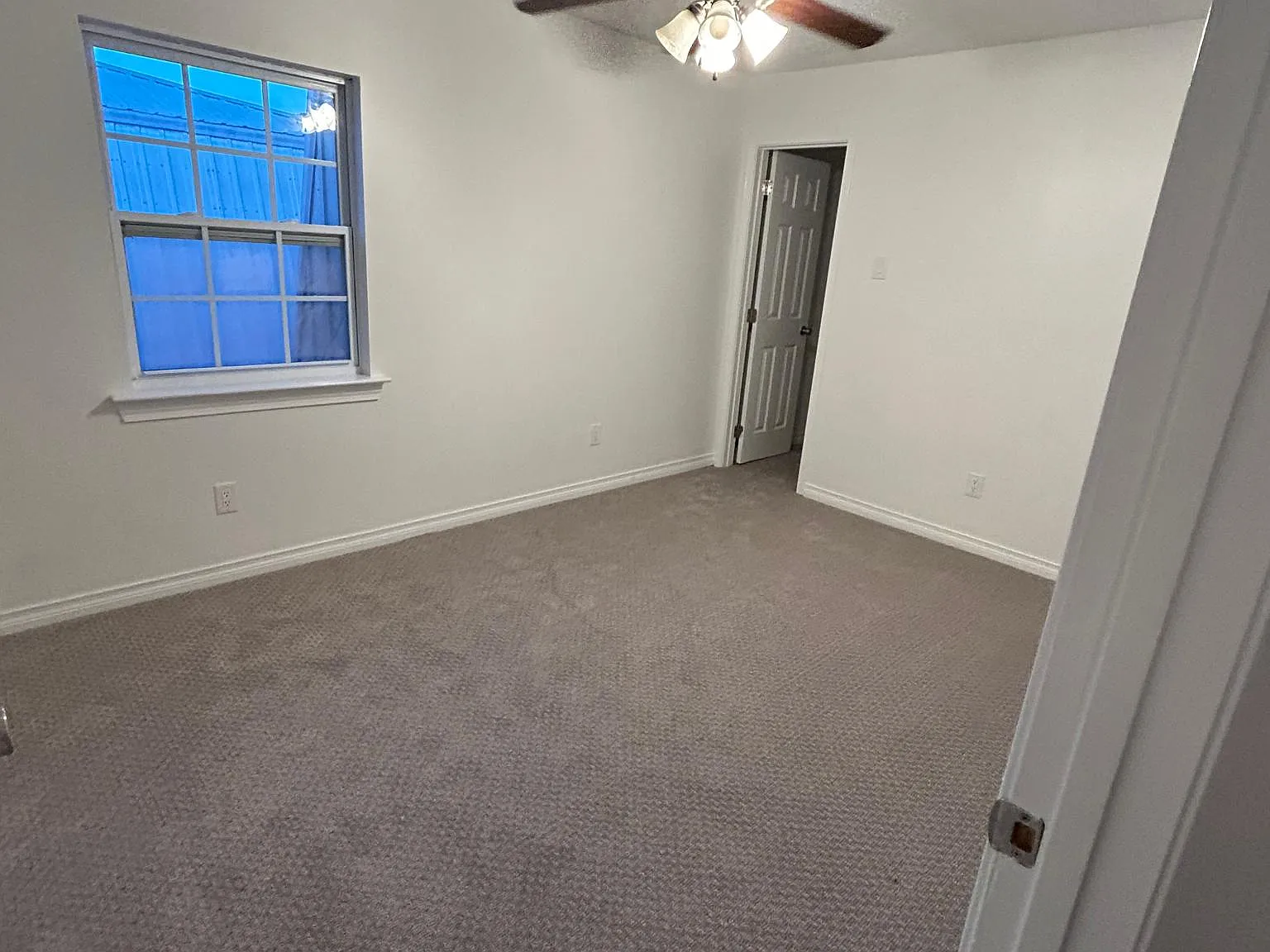 2 bed, 1.5 bath, 1000 sqft, $1,175 — Photo 2