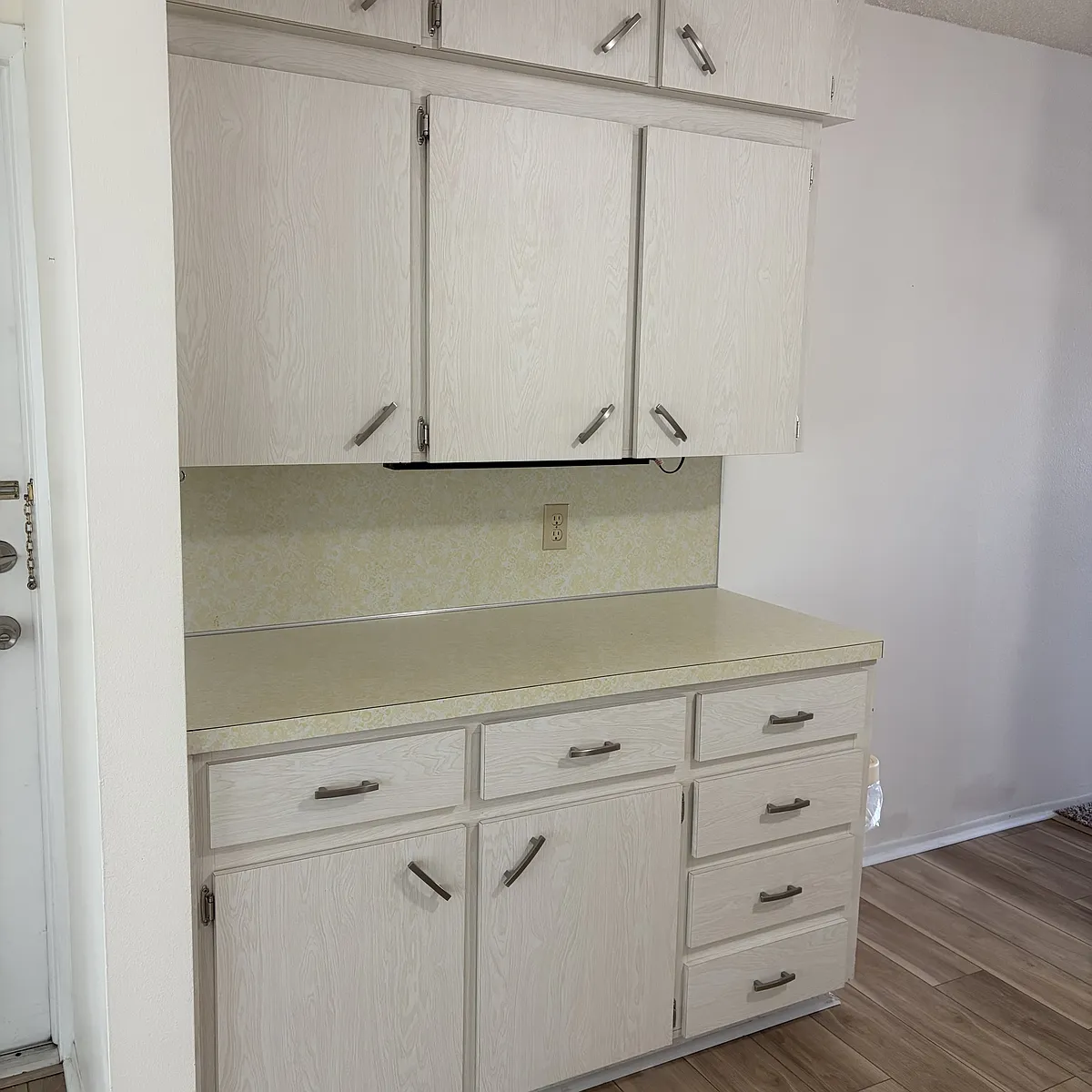 Photo 2 of 10 - 2331 Finlandia Ln #43 - Clearwater, FL Building Photo - 2331 Finlandia Ln #43