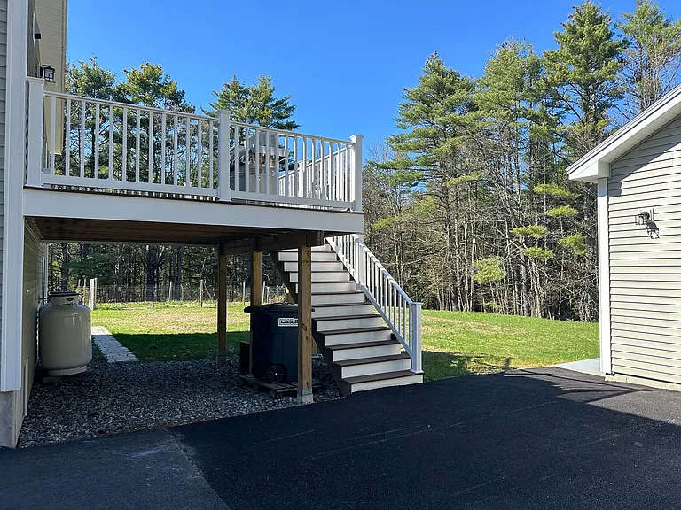 63 Webster Rd — Photo 39