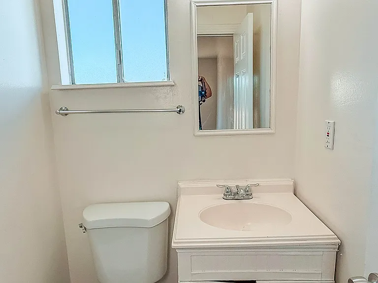 4520 Mesa Dr — Photo 21