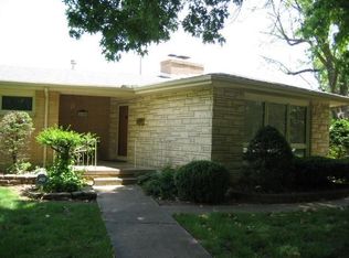 1150 S Kentwood Ave, Springfield, MO 65804