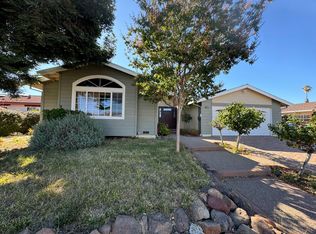5859 Oleander Dr, Newark, CA 94560