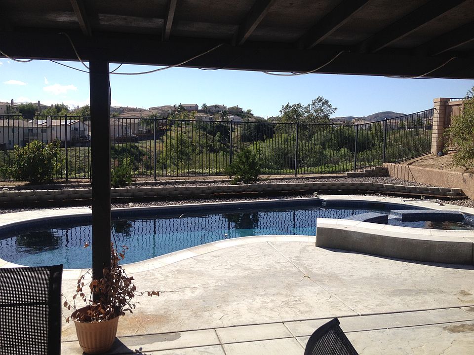 2nd image of 40527 Carly Ct