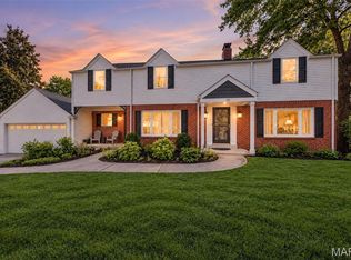 18 Chaminade Dr, Saint Louis, MO 63141