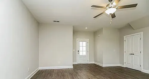125 Dimaggio Dr Photo 1