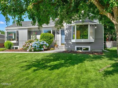 702 S 31st Ave, Yakima, WA, 98902
