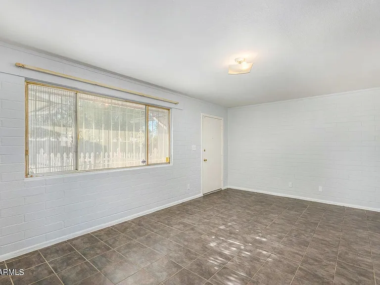 2226 W Heatherbrae Dr #2 — Photo 5