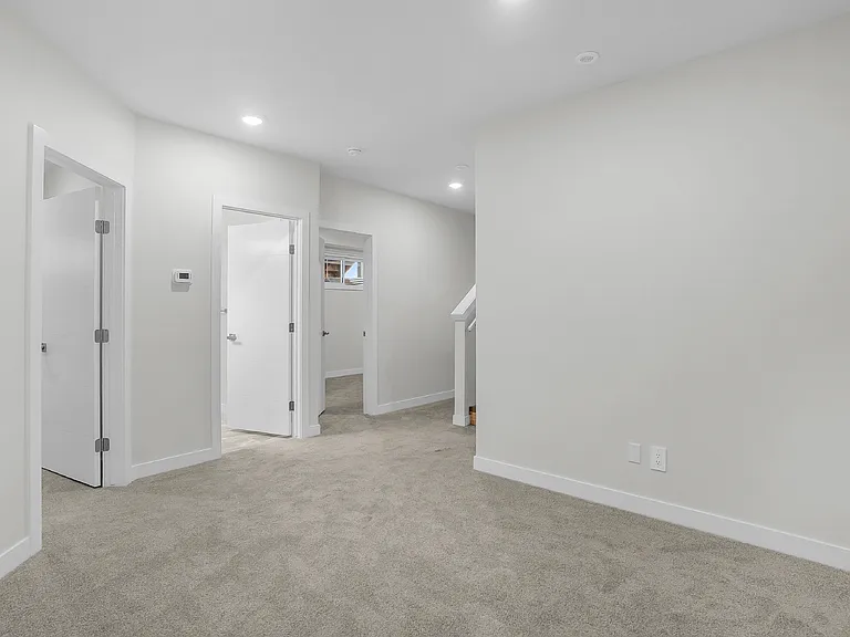 2670 Rosewood Dr — Photo 23