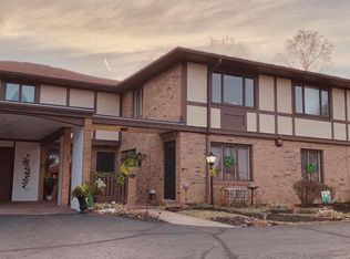 574A Swansea Rd, Newark, OH 43055