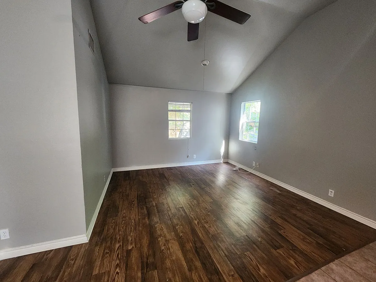 Building Photo - 2714 Whitis Ave #C