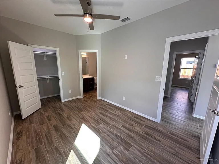 4004 Walnut Ave #3 — Photo 10