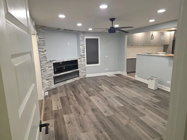 9804 Linn Ave — Photo 7