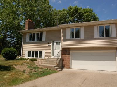 1693 Covington Ln, Eagan, MN, 55122