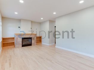 2225 Eastlake Ave E UNIT 104, Seattle, WA 98102