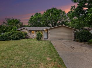 3001 Harvard St N, Irving, TX 75062
