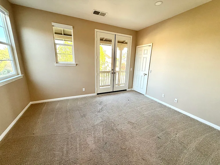 34413 Waltham Pl — Photo 18