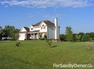708 Maple Dr, Eagle, NE 68347