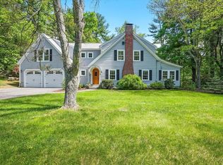 43 Main St, Upton, MA 01568