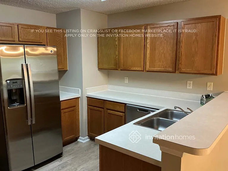 13581 Ashford Wood Ct E — Photo 12