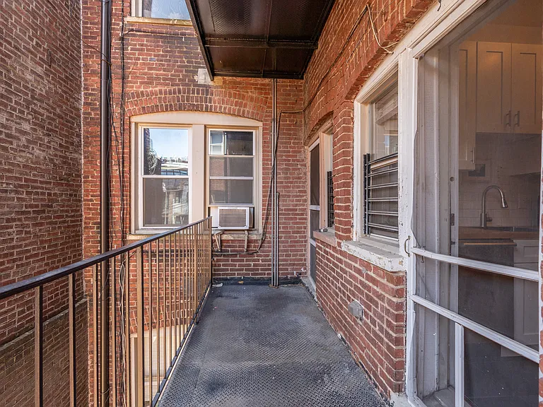 1833 S St NW #23 — Photo 10