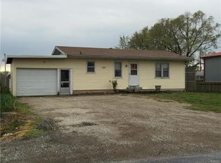 206 Main St, Jamestown, IL 62275