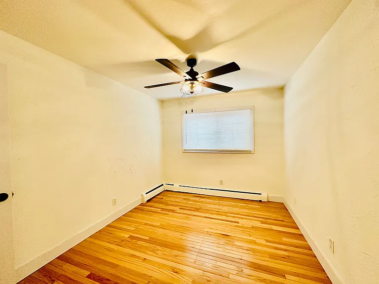 Aquila Flats — Photo 12