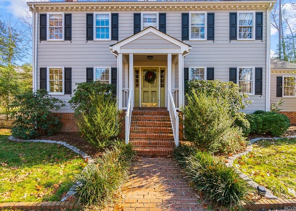 1st image of 309 Berwickshire Dr