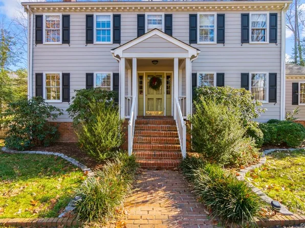 309 Berwickshire Dr, Henrico, VA 23229
