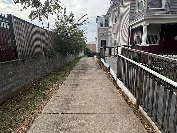 4th image of 2607 Martin Luther King Jr Ave SE