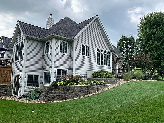 2nd image of 1227 Narcisse Ln
