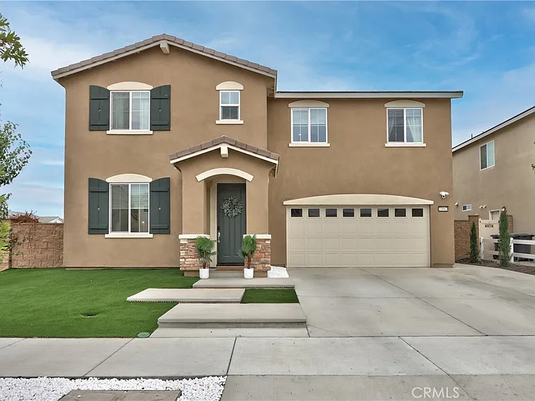 33063 Table Rock Dr — Photo 1