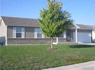 118 Hickory Trails Dr, Wright City, MO 63390