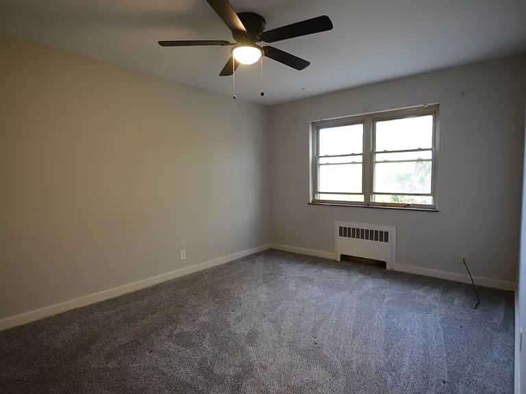 5414 Reading Rd — Photo 10