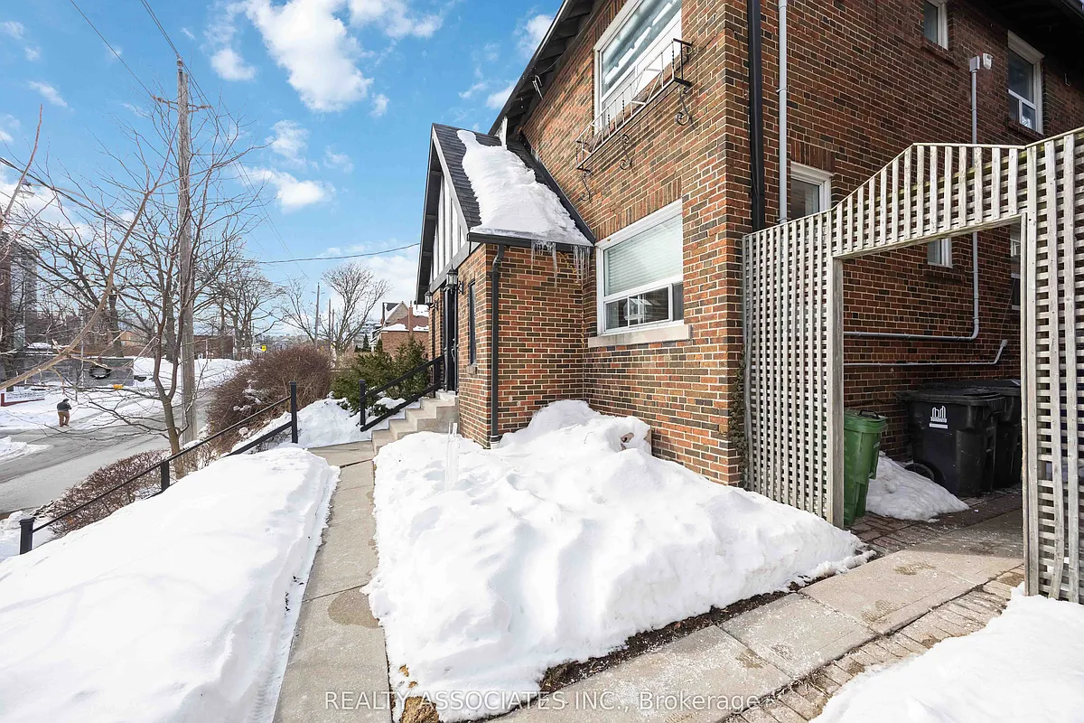 Building Photo - 162 Millwood Rd