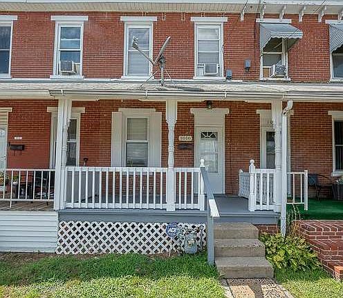 4th image of 1016 Hill St