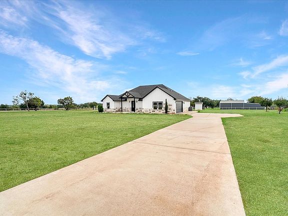 4th image of 9060 Mitchell Bend Ct