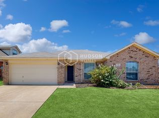 236 Carriage Dr, Willow Park, TX 76087