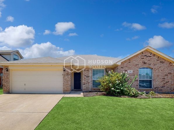 236 Carriage Dr