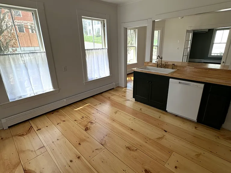 60 South St — Photo 7