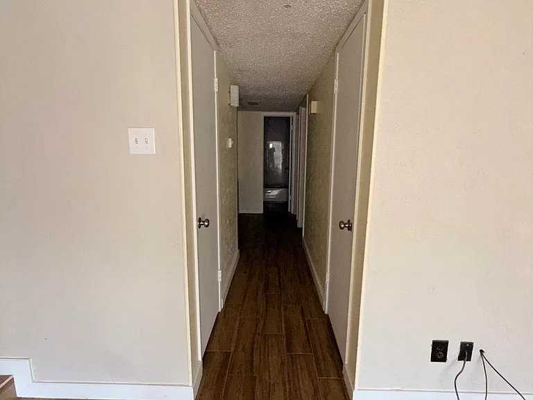 726 Ravencroft Dr — Photo 6