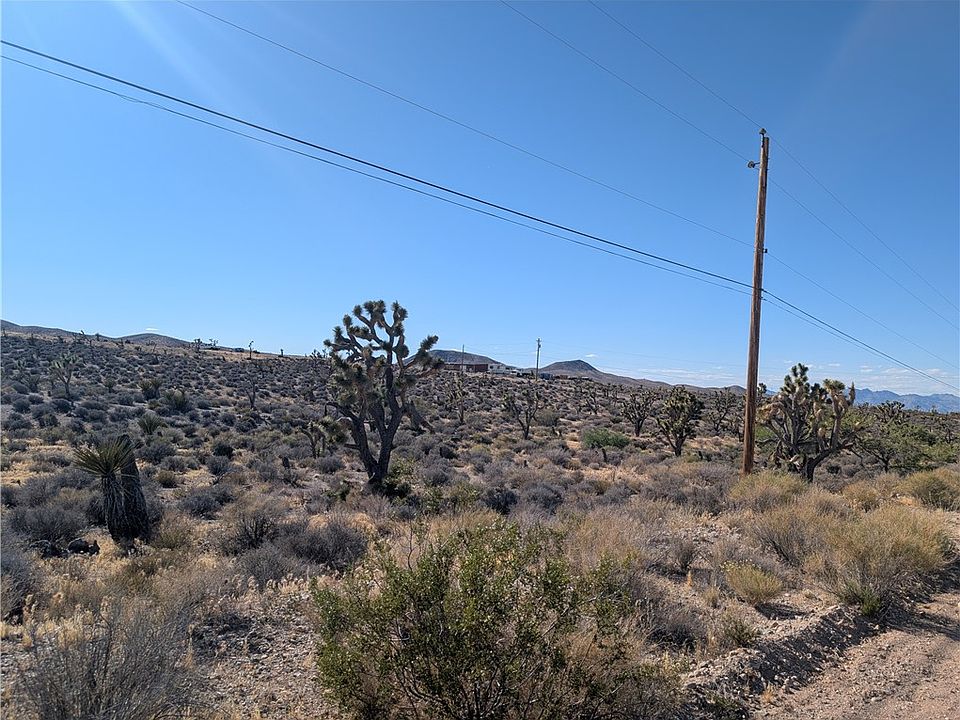 2nd image of 27335 N Tamarisk Street